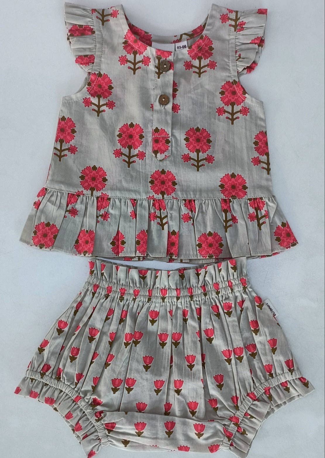 Yo Baby - Vente Ensemble haut et short – bébé - Ensemble haut à volants à manches fleuries roses et short4