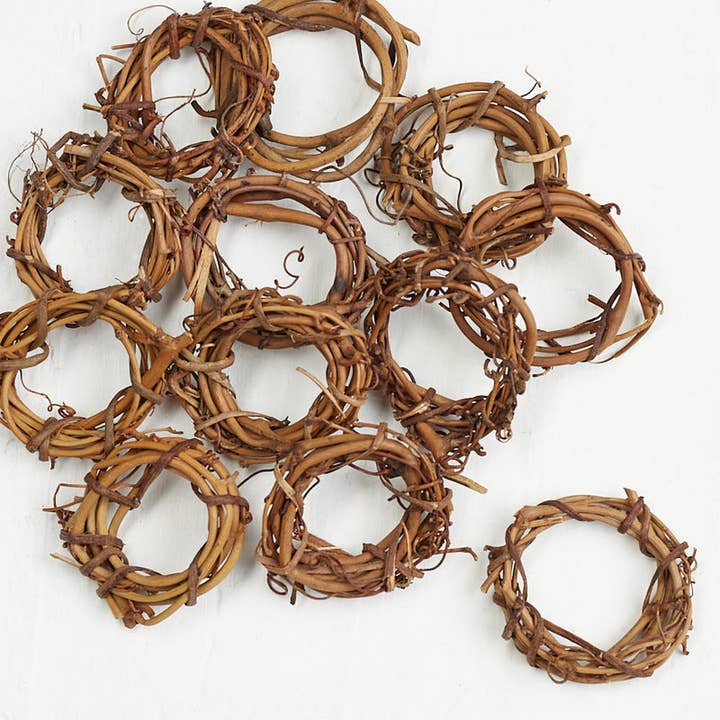 Ghirlanda di Vite Naturale da 2 Pollici - Decorazione Rustica in Rami di Vite per la vendita all'ingrosso da parte di Factory Direct Craft