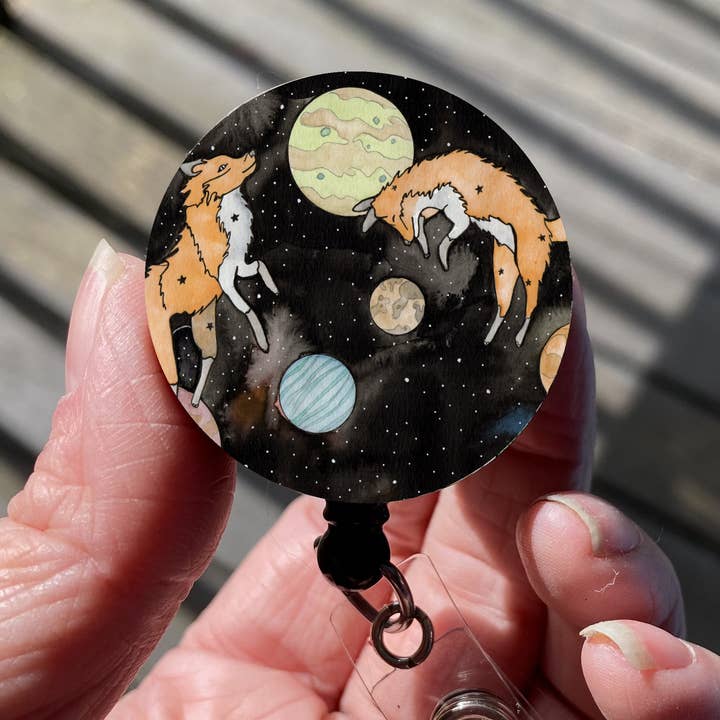 Bobina portabadge retrattile «Star Foxes» con cordino per la vendita all'ingrosso da parte di PinkPolish Design