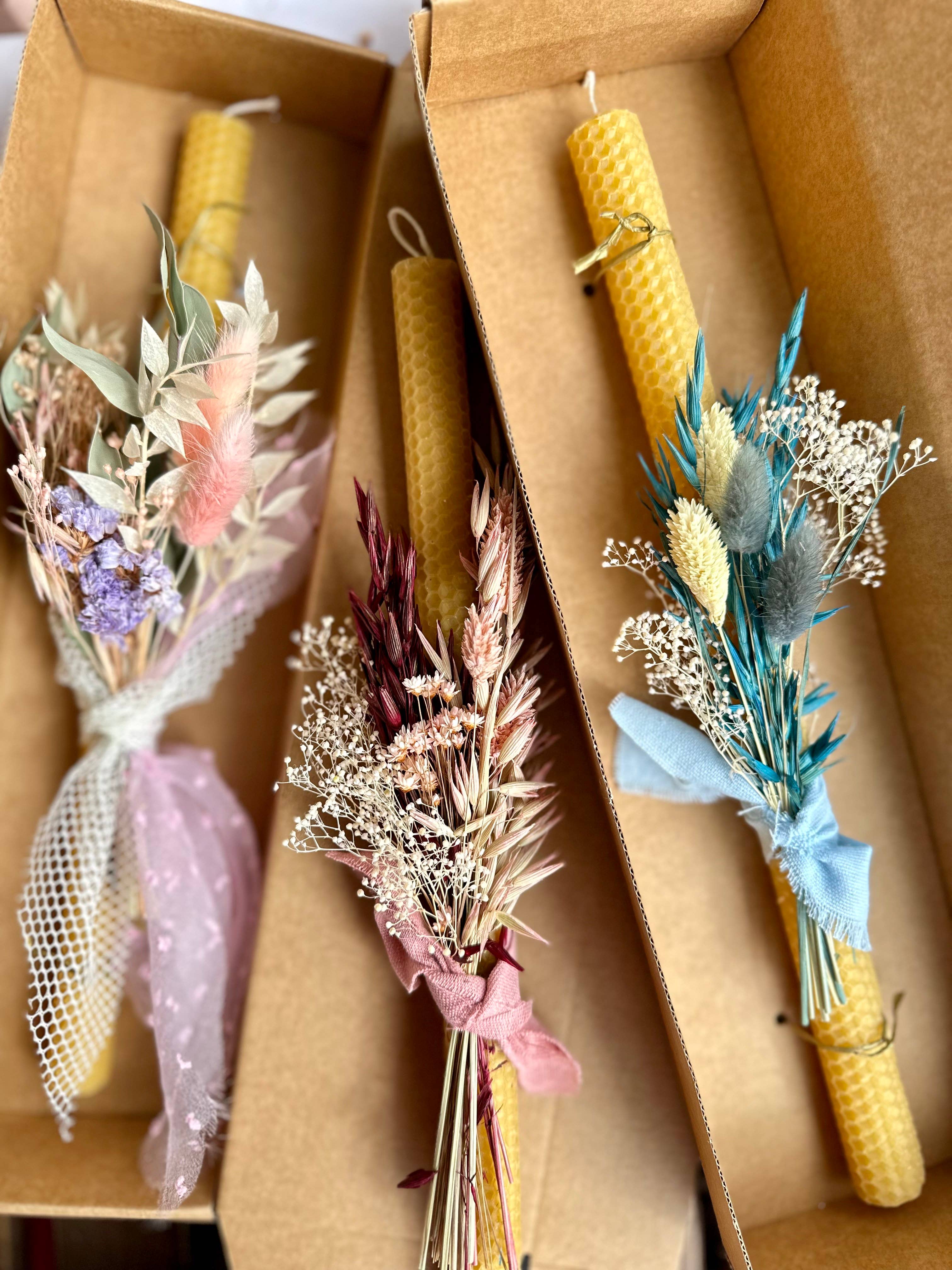 Nema Concept – Vela/castiçal cónico por atacado – Velas de cera de abelha para Páscoa com flores secas12