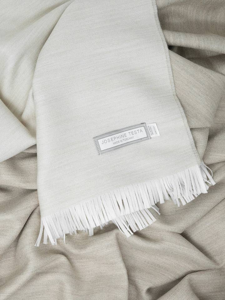 Luksus italiensk uldplaid SAND. Dobbeltsidet. Elfenben&Beige for engroshandel hos SOWL