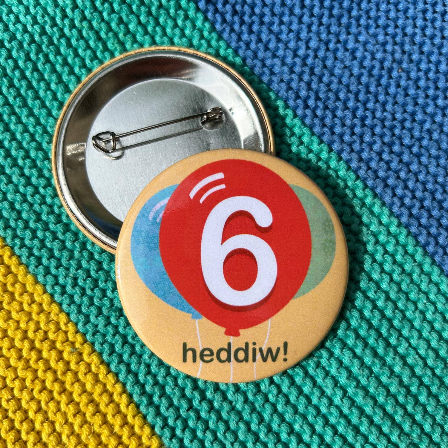 The Welsh Gift Shop - Wholesale Lapel Pin/Button - Badge / Pin  - Penbwlydd Hapus! Happy Birthday! Choose Age5