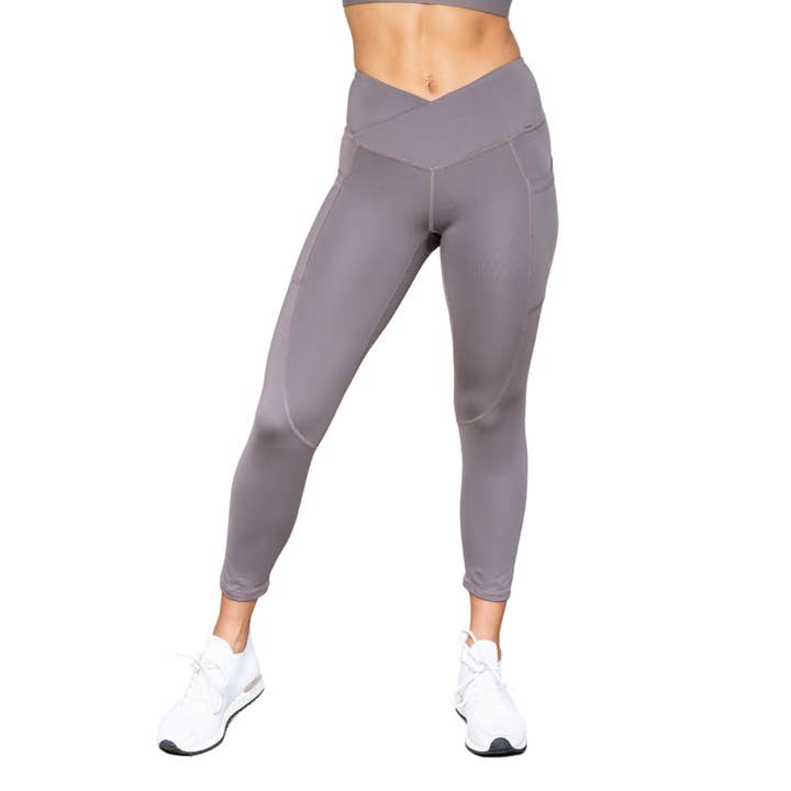 7/8th V-Cut Leggings - Cooling, Anti-Odor, Anti-UTI for wholesale by Oya Femtech Apparel