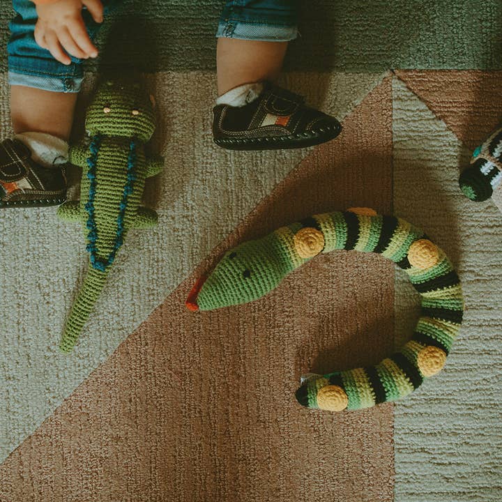 PebbleChild USA - Wholesale Stuffed/Plush Toy - Kids & Baby - Crocodile Plush Toy1