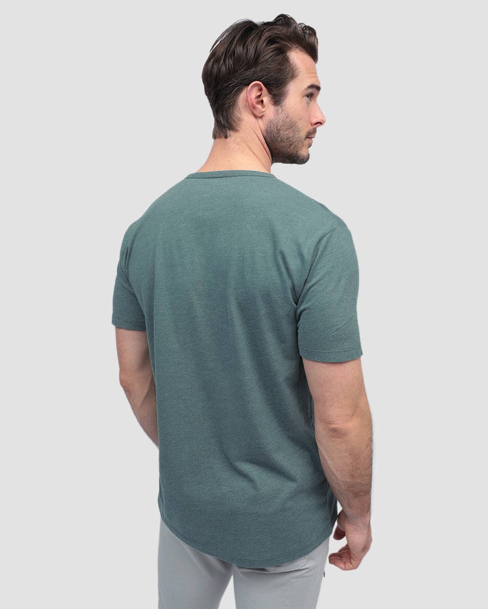 INTO THE AM – Engroshandel T-shirt – til mænd – Herre T-shirt med korte ærmer og henley-udskæring51