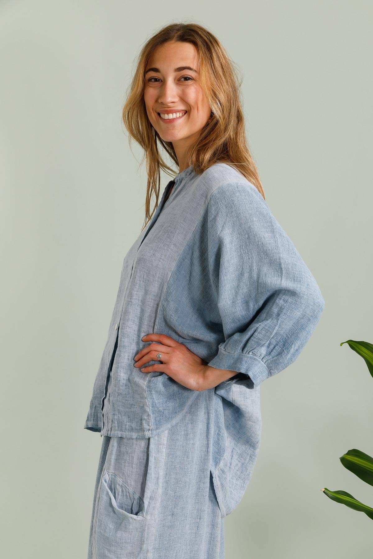 LÉA & LUC – wholesale Shirt – Women’s – 100% Linen Shirt REF. 92309