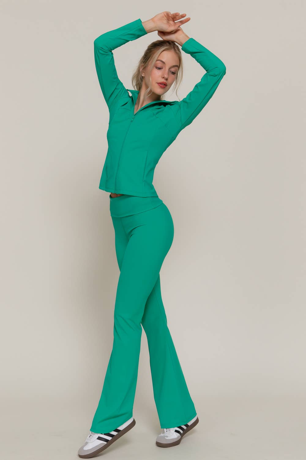 Active Basic | Active USA - Wholesale Athletic Jacket - Women's - Long Sleeve Mock Neck Seam Detail Workout Jacket51