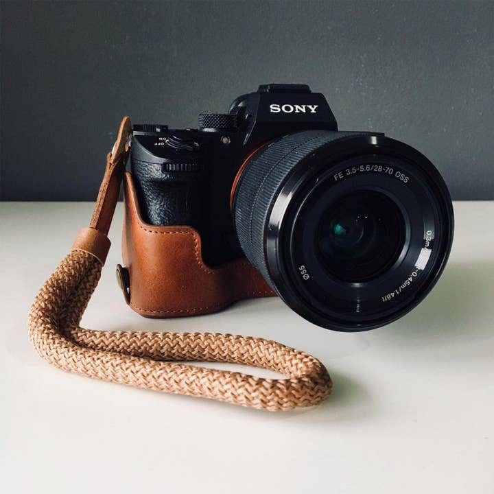 Londo – wholesale Kamerarem – MegaGear bomullsrem för handled och nacke för SLR, DSLR-kameror - Säkerhet för alla kameror