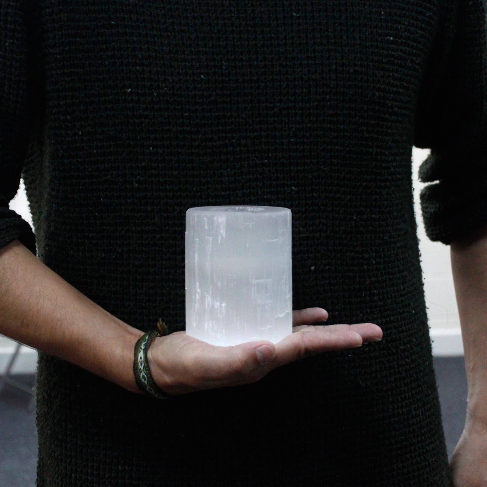 AWGifts Europe - Wholesale Candle Holder - SelCH-03 - Selenite Cylinder Candle Holder - 10 cm2