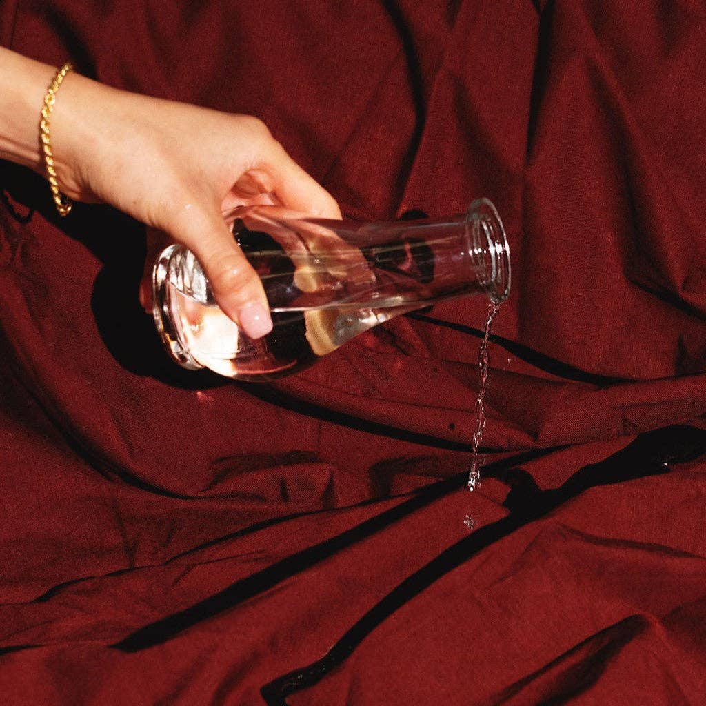 Yoni Pleasure Palace - Wholesale Fitted sheets - Bamboujee Waterproof Sheet - Moon Blood2