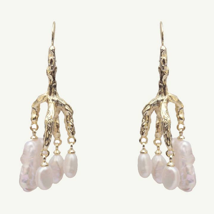Boucles d'oreilles Delia Pearl pour la vente par Rahya Jewelry Design