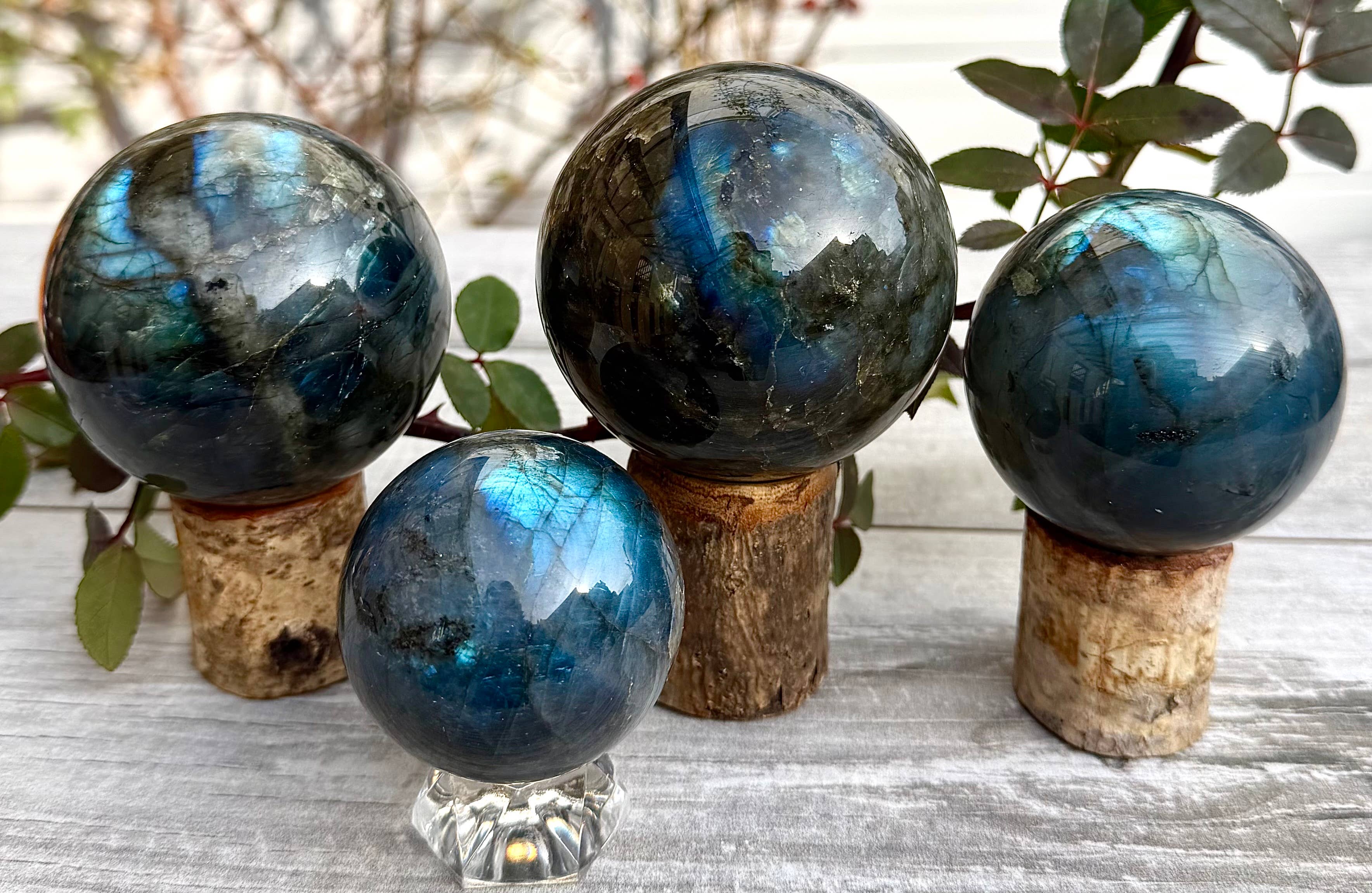 KayleeNYC - Wholesale Spiritual Stone/Crystal - 3-4 Pcs Natural Labradorite Sphere Crystal Ball healing 1