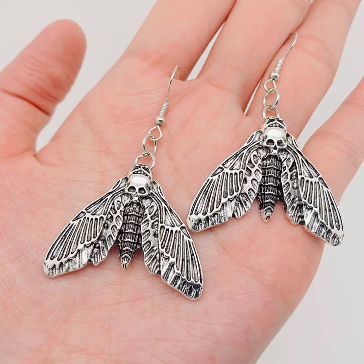 Mio Queena - Wholesale Dangle Earrings - Gothic Skull Moth Earrings - GT