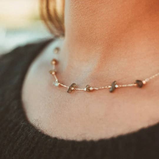 Gold Crystal Quartz Healing Dainty Colourful Citrine Choker Necklace for wholesale by The Colourful Aura