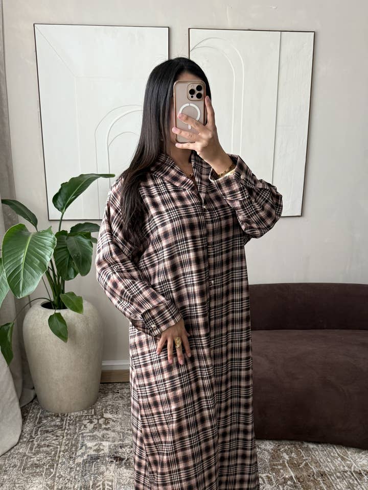 H612 Rutig Ismara-klänning för wholesale av White Icy