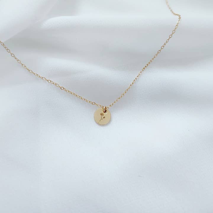 SEQAY - Wholesale Pendant/charm necklace - Mini birth flower necklace, minimalistic necklace with personalized engraving 6 mm plate4