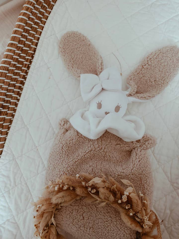 Garrafa de água quente com caroços de cereja moumoute Pure - Espesso Cappuccino por atacado de Louis & Jules Stambouli Conseil