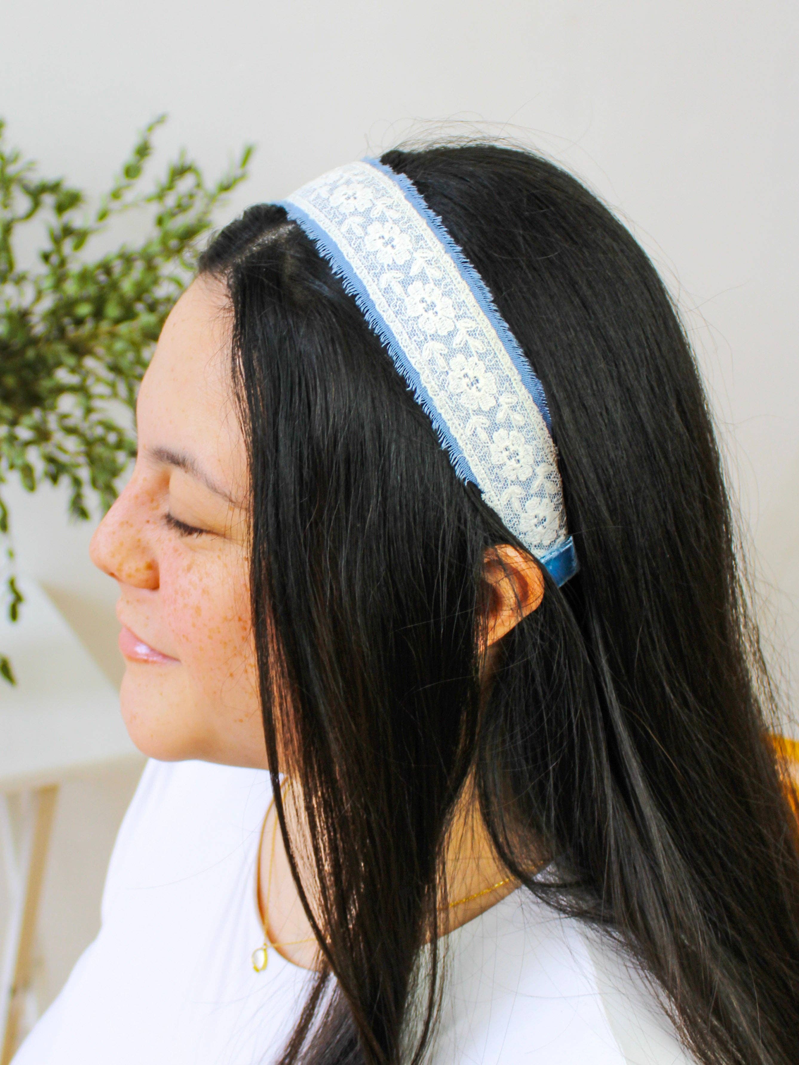 Ash & Rose - Wholesale Fashion Headband - Women's - Clara Lace and Linen Headband3