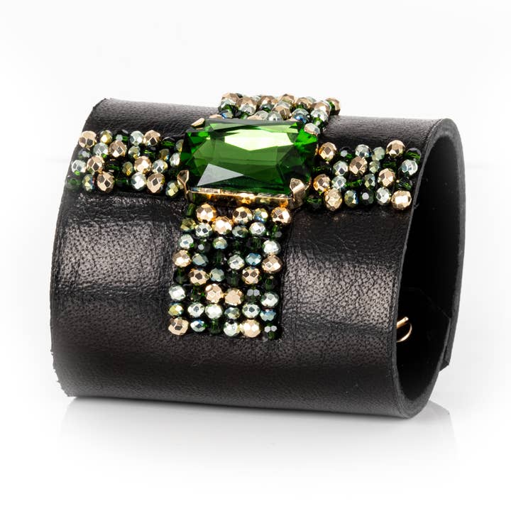 Pulseira de Couro com Fita de Cristal Preto e Esmeralda Spark por atacado de The Dark