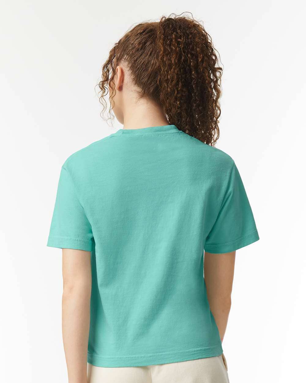 Total Apparel - Wholesale T-Shirt - Women's - Comfort Colors Ladies' Heavyweight Cropped T-Shirt | 3023CL14
