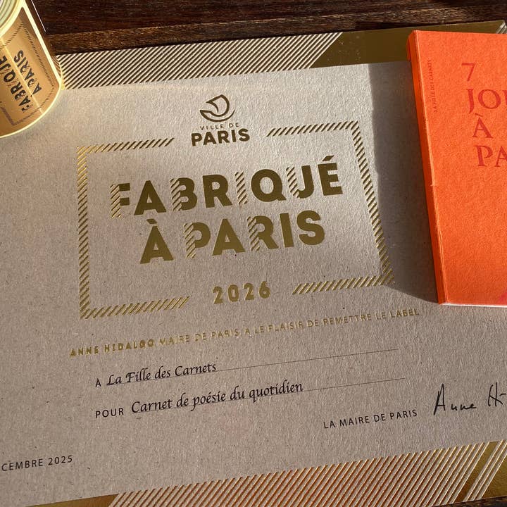 La Fille des Carnets - Wholesale Journal/Diary - 7 Days in Paris - French Version6