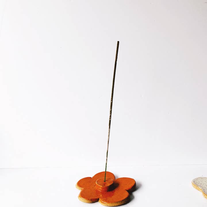 Luna Reece Ceramics - Wholesale Incense Holder - Daisy Incense Holders3