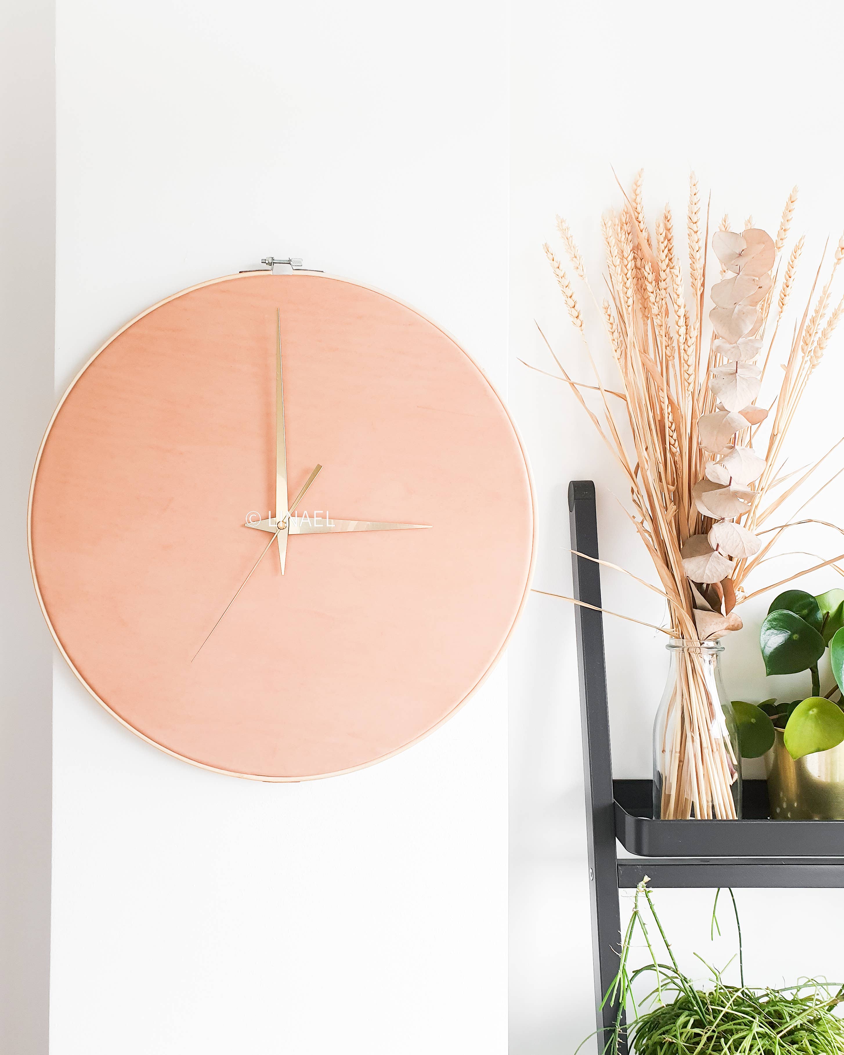 Linael - Wholesale Wall Clock - LEATHER WALL CLOCK – EXTRA LARGE SIZE – VEGTAN NATURAL0