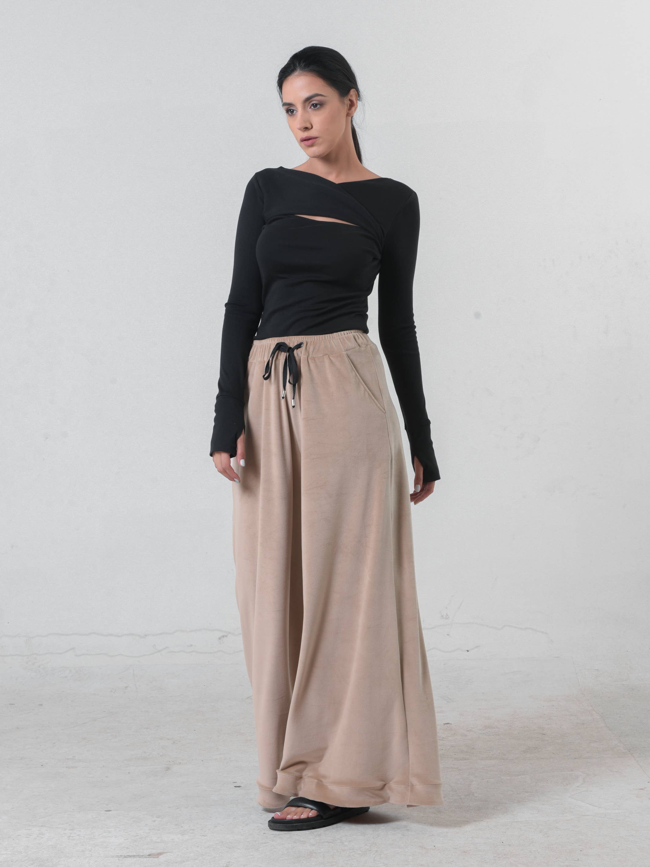 Metamorphoza - Wholesale Knit Top - Women's - Fitted Long Sleeve Top3