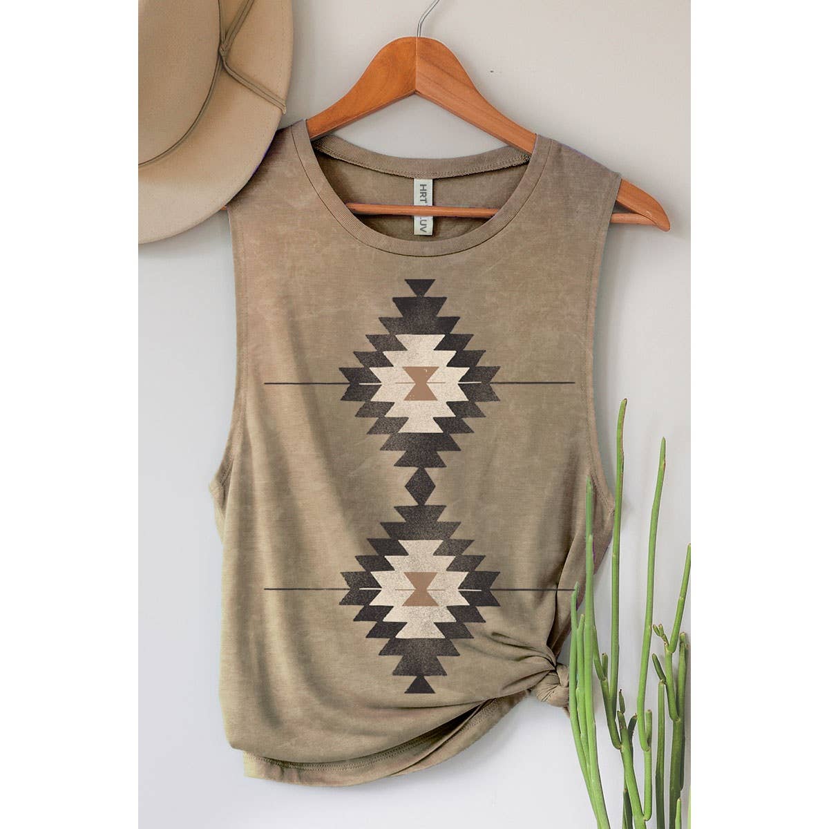 HRTandLUV – wholesale Tank top – Women′s – VINTAGE AZTEC MINERAL GRAPHIC TANK TOP4