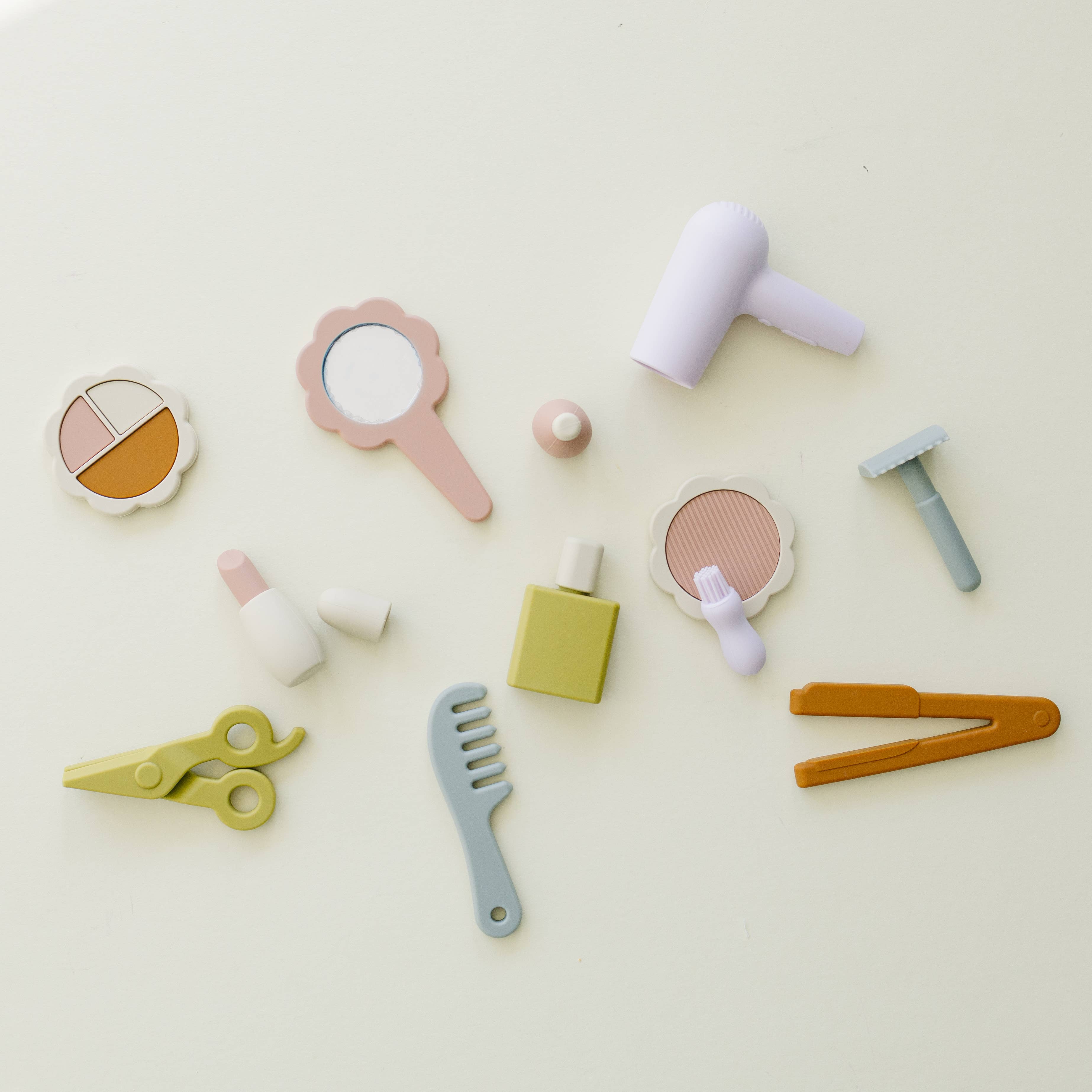 Marlowe & Co - Wholesale Toy Set - Kids - Silicone Hair and Makeup Play Set1