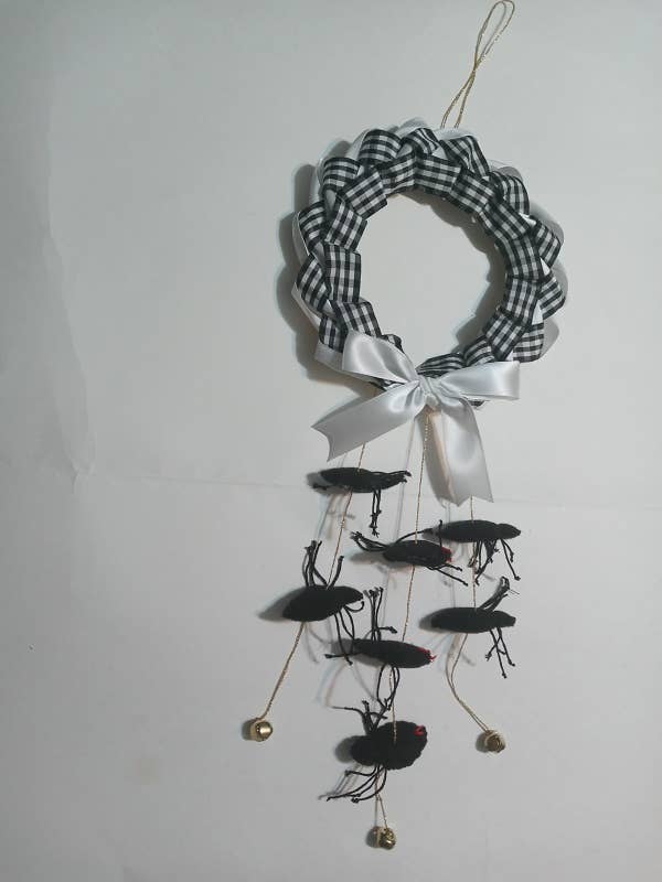 Ghirlanda di Ragni, Decorazione Spettrale, LXL45 per la vendita all'ingrosso da parte di BLUE RIBBON ORNAMENTS