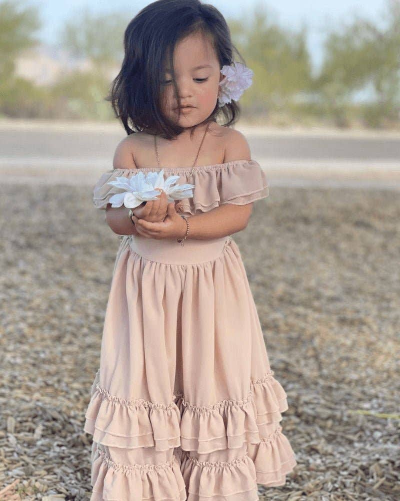 Bailey's Blossoms - Wholesale Mommy & Me-sets - Mommy and Me Nellie maxi-jurk met ruches - Champagne26