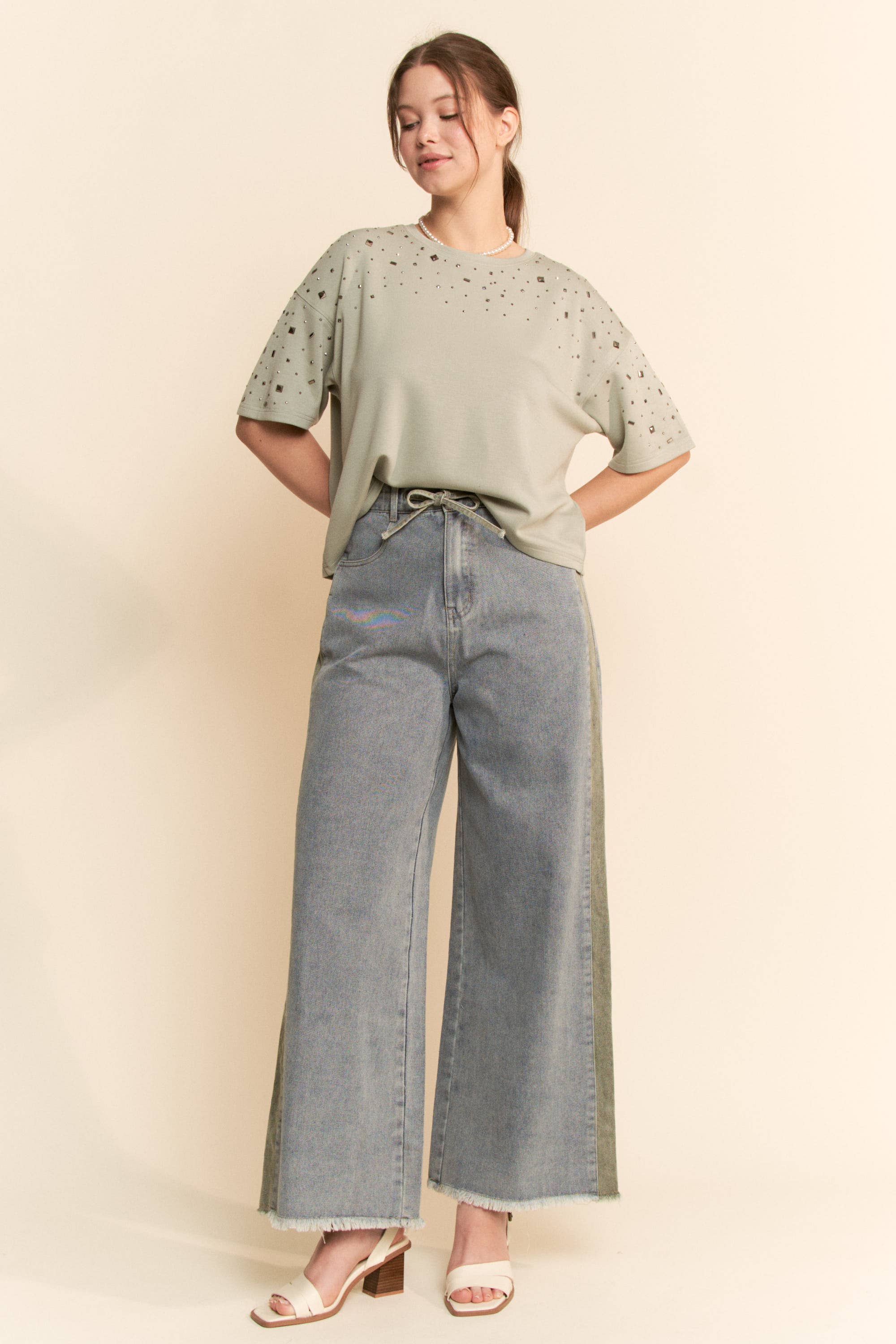 Davi & Dani – Großhandel Strickoberteil – Damen – HOTFIX BESATZ KURZARM LOOSE FIT OBERTEIL14