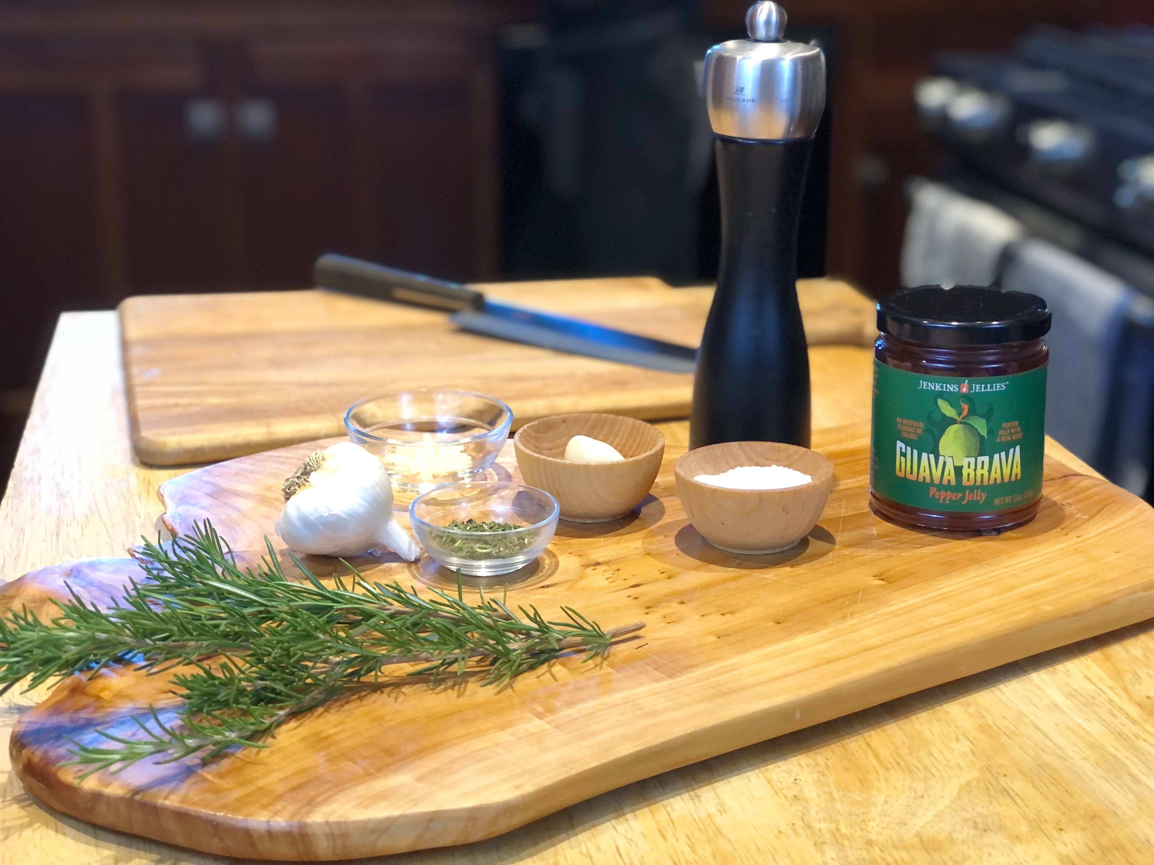 JENKINS JELLIES - Vendita all'ingrosso Marmellata/Gelatina - 5 oz Guava Brava Pepper Jelly6