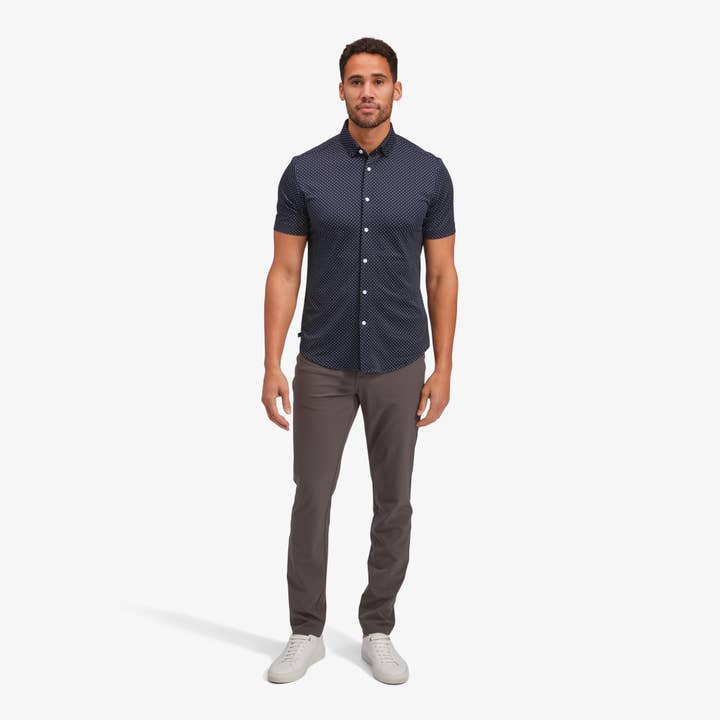 Chemise habillée Halyard SS - Imprimé à pois bleu marine pour la vente par Mizzen+Main