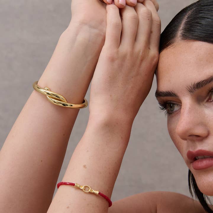 Angels Whisper Accessories - Wholesale Charm/dangle bracelet - Harry 18K Gold Plated Bracelet in Red6