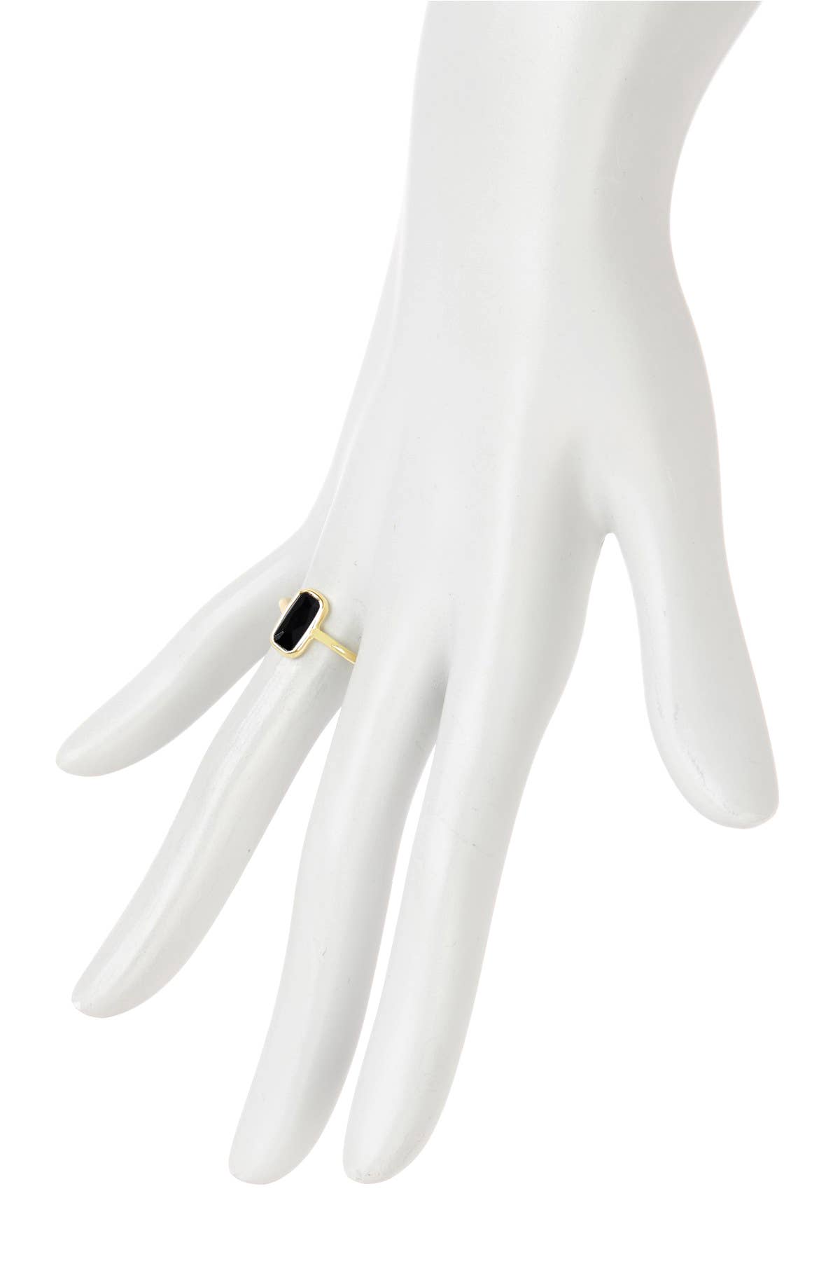 Zoey Simmons - Venta al por mayor Anillos solitarios - Anillo rectangular pequeño de ónix negro - GF1