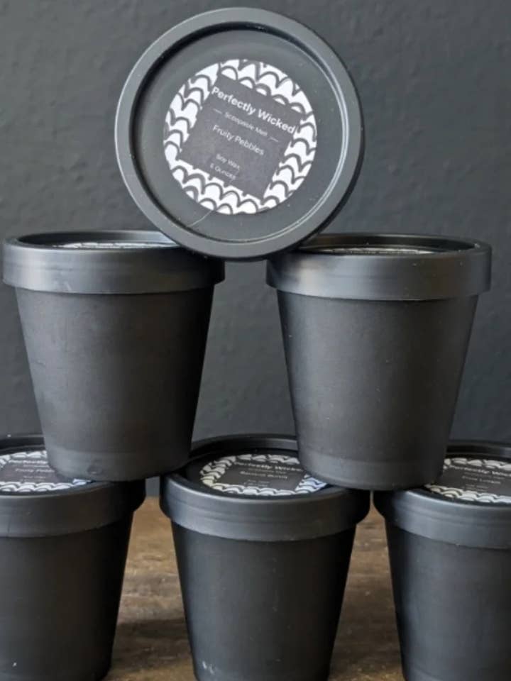 Cire fondante à ramasser pour la vente par Wax & Wickery