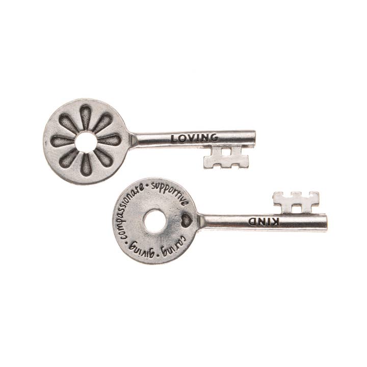 Whitney Howard Designs - Vendita all'ingrosso Collana con ciondolo/pendaglio - Keys - Accessorio regalo per gioielli di ispirazione vintage6