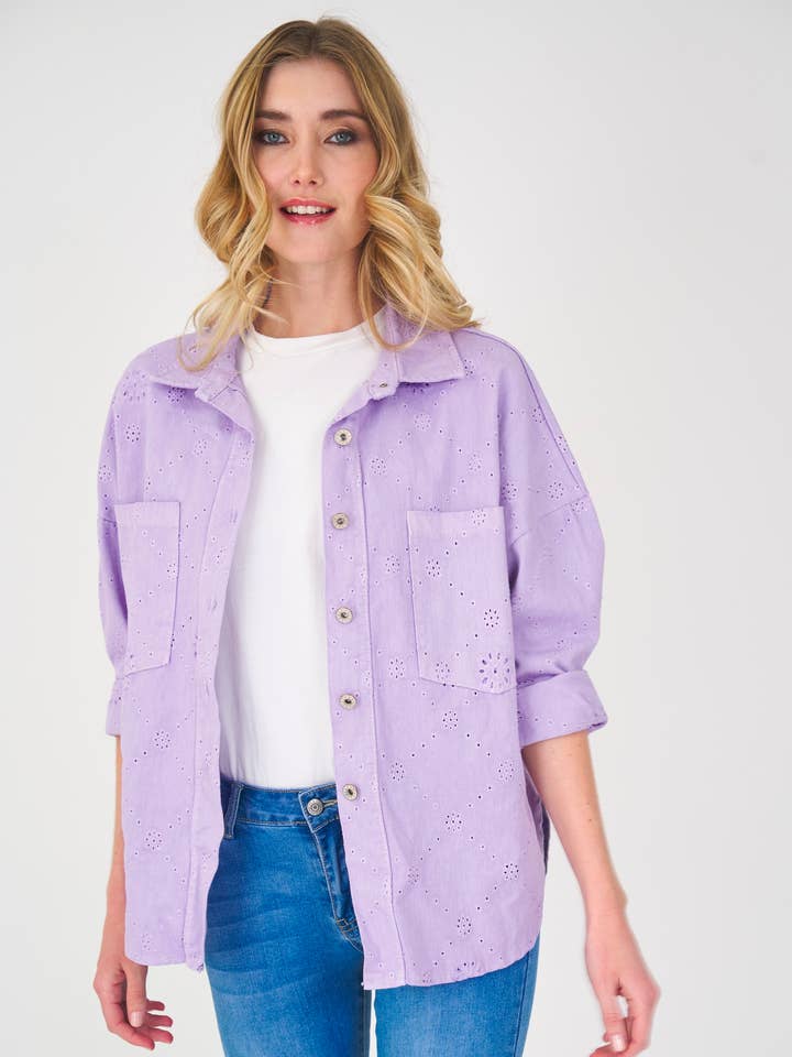 Sovracamicia oversize in cotone ricamato per la vendita all'ingrosso da parte di Contemplay