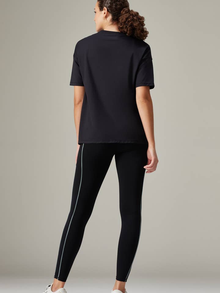 Oversized Performance Short Sleeve top for wholesale by Numod Active