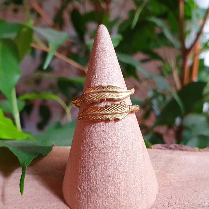 Kaali Boutique - Wholesale Band/Stacked Ring - Brass Feather Boho Ring / Ethnic / Rustic / Festival / Tribal / Blue / Hippie / Gypsy / Psy / Stone / Feather ring / Feather jewellery7