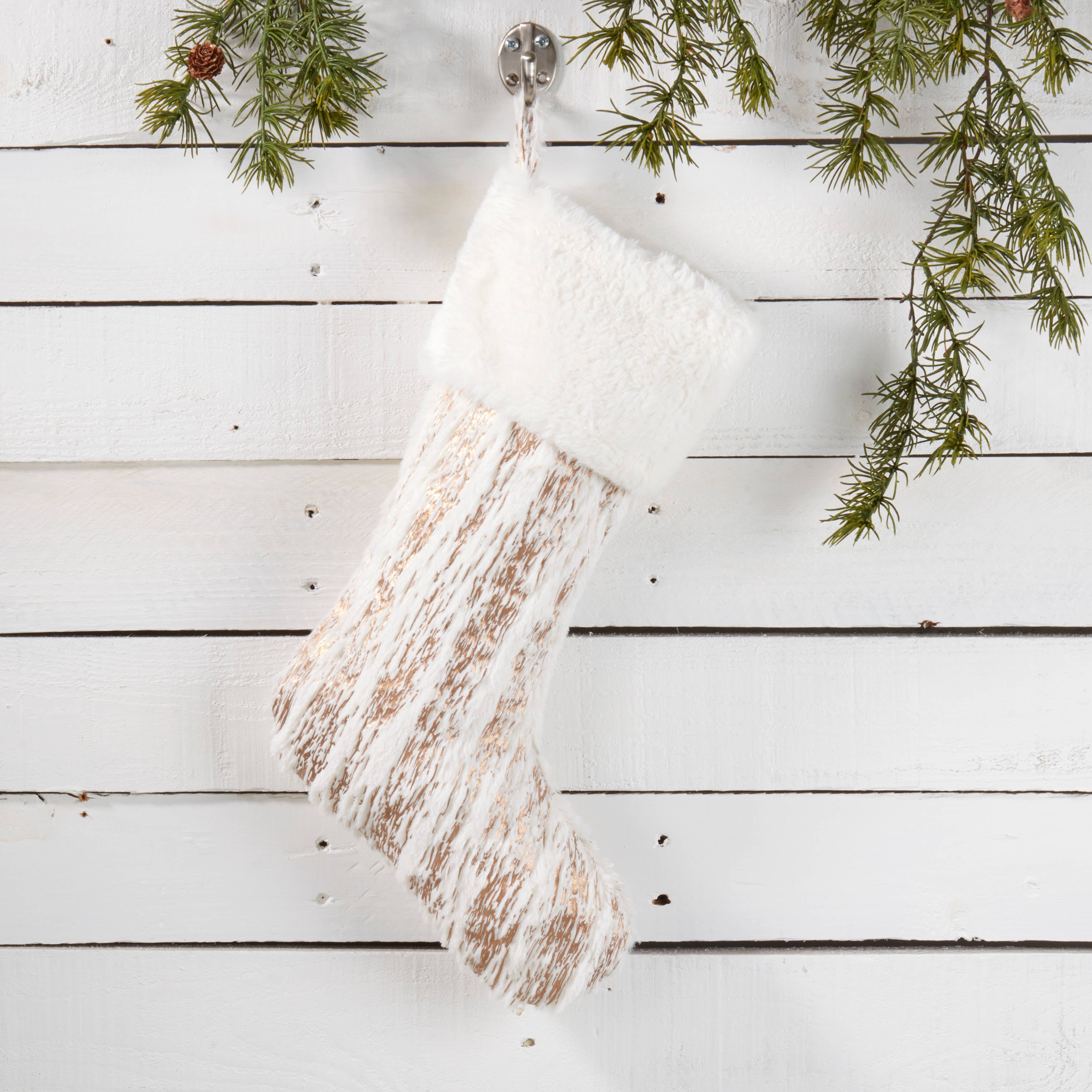 Saro Lifestyle - Wholesale Holiday Stocking - Faux Fur With Brushed Metallic Foil Print Stocking1