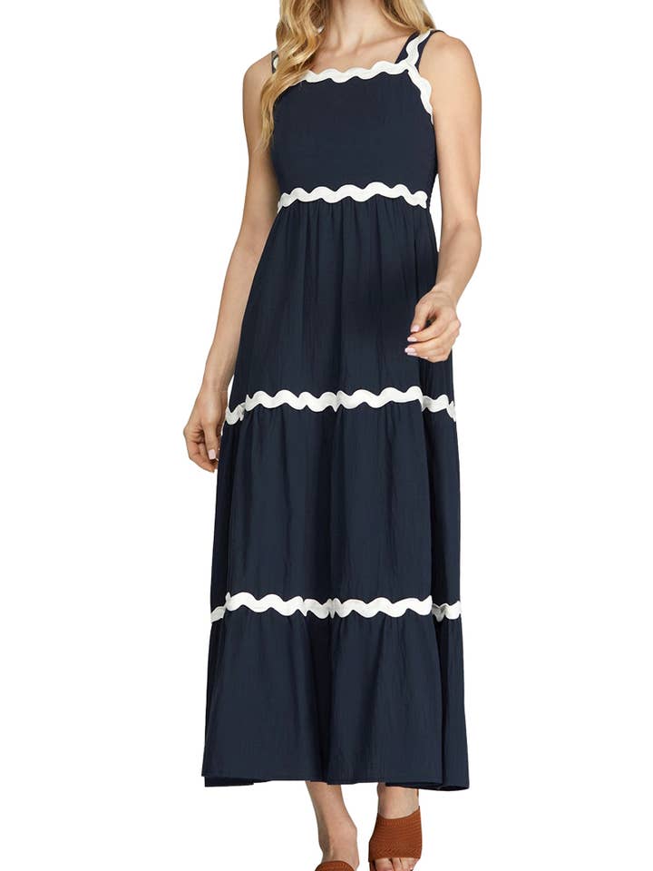 Kontrast Ric Rac Trim Tier-midikjole for engroshandel hos Vanilla Monkey