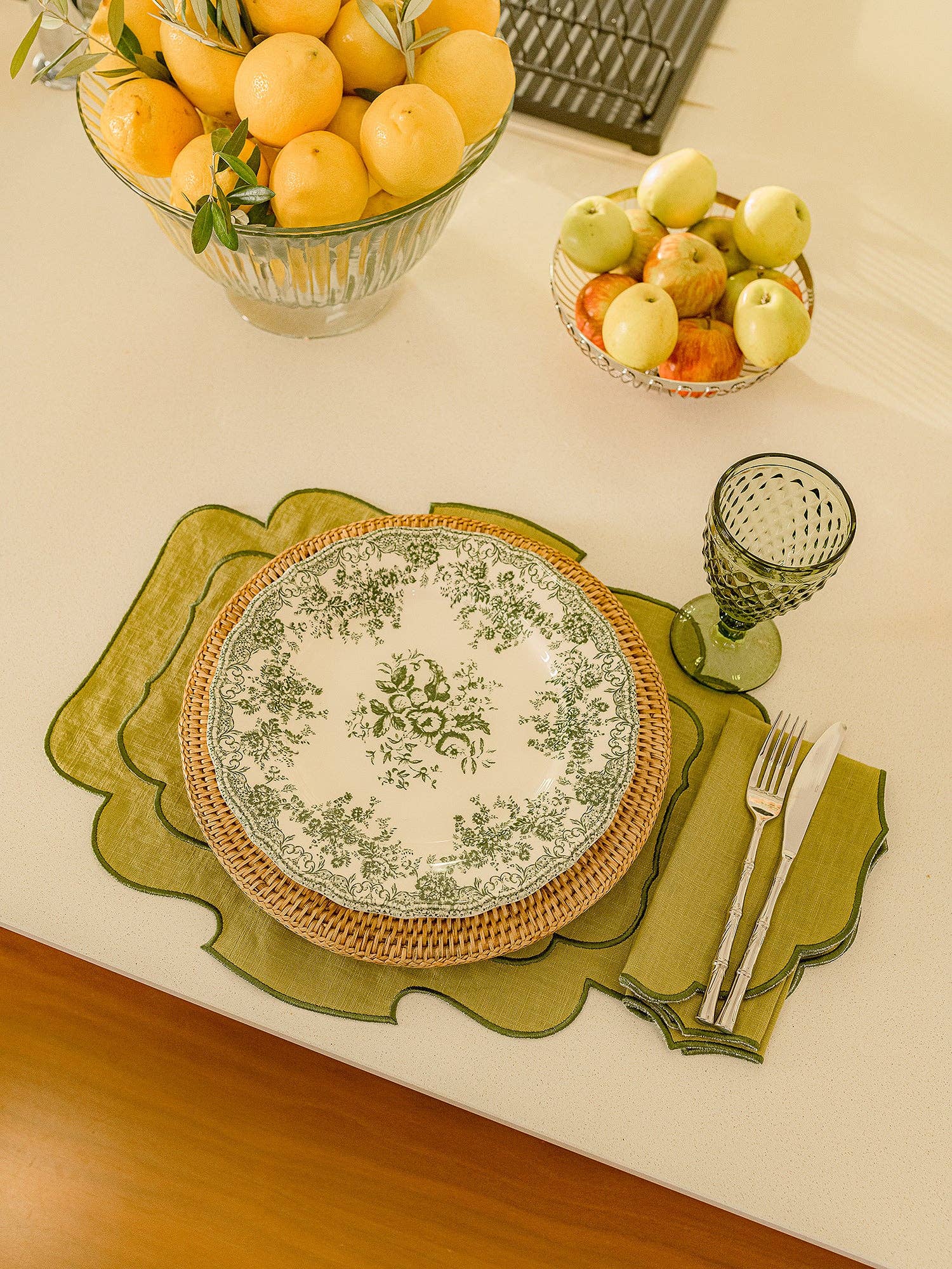 Mariaida Home - Vendita all'ingrosso Tovagliette - Individual Belmonte verde con ricamo verde3