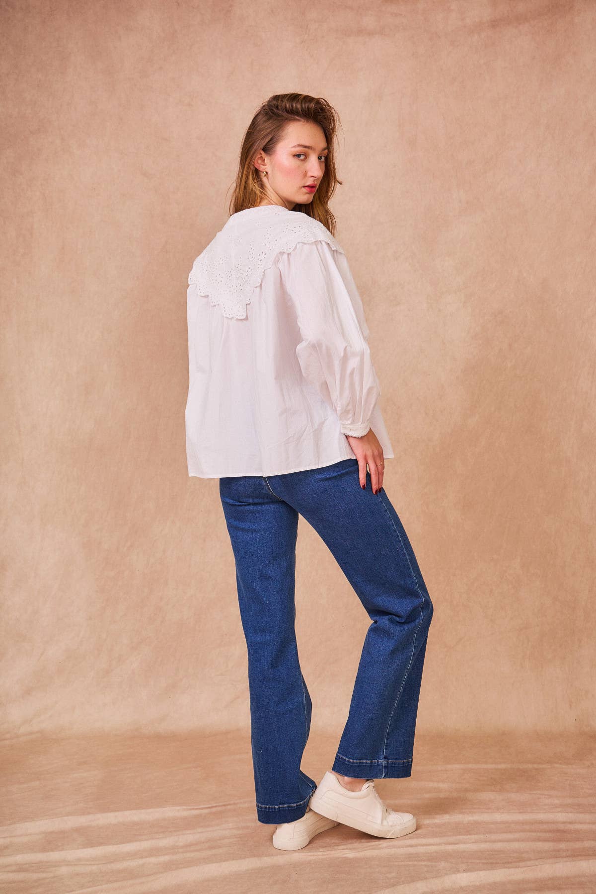 Calie Paris - Vendita all'ingrosso Camicetta - Donna - Blusa ALBERTINE in cotone popeline con ricamo6