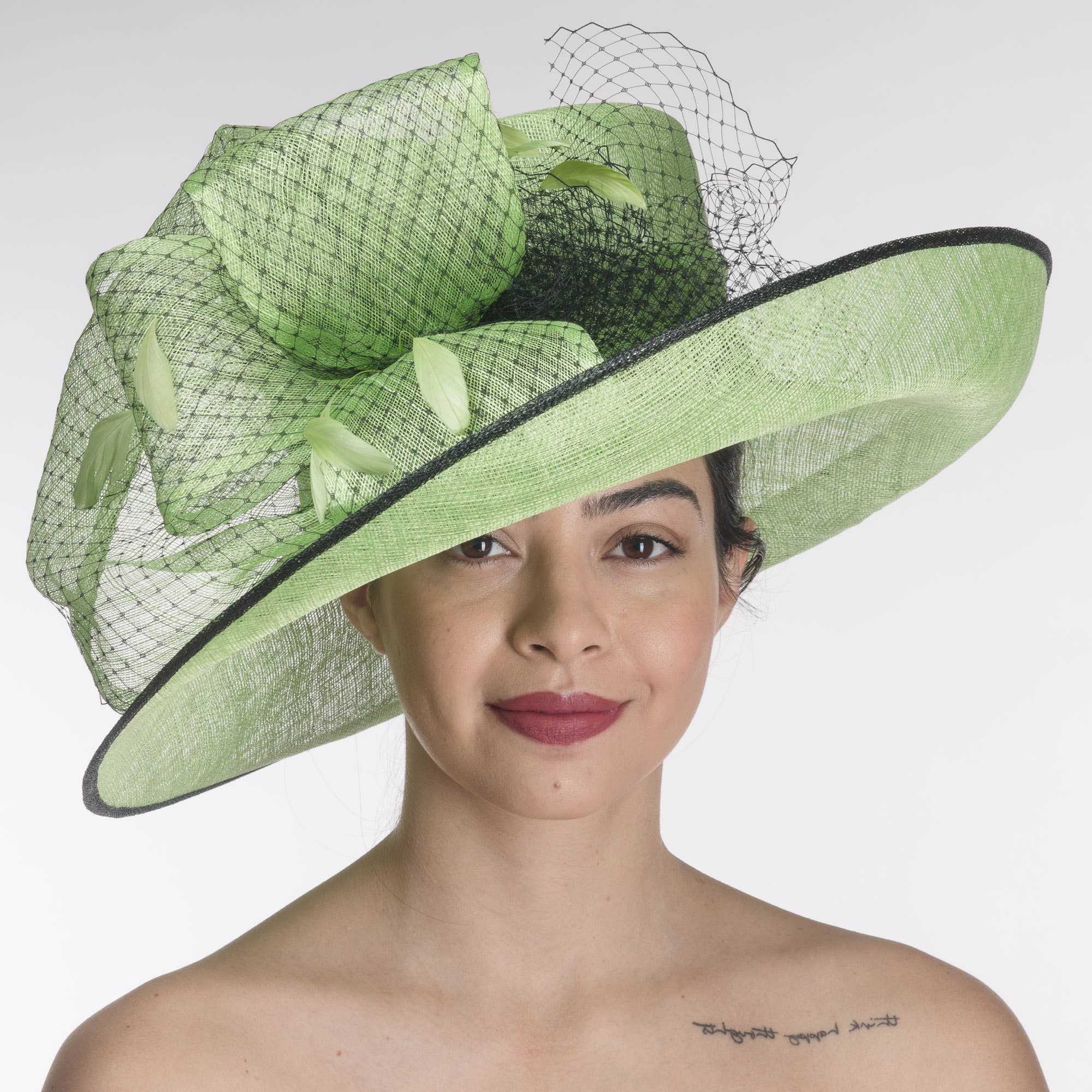 KaKyCo - Wholesale Fascinator Hat - Women's - Large Two Tone Veil Sinamay Hat | 1135580
