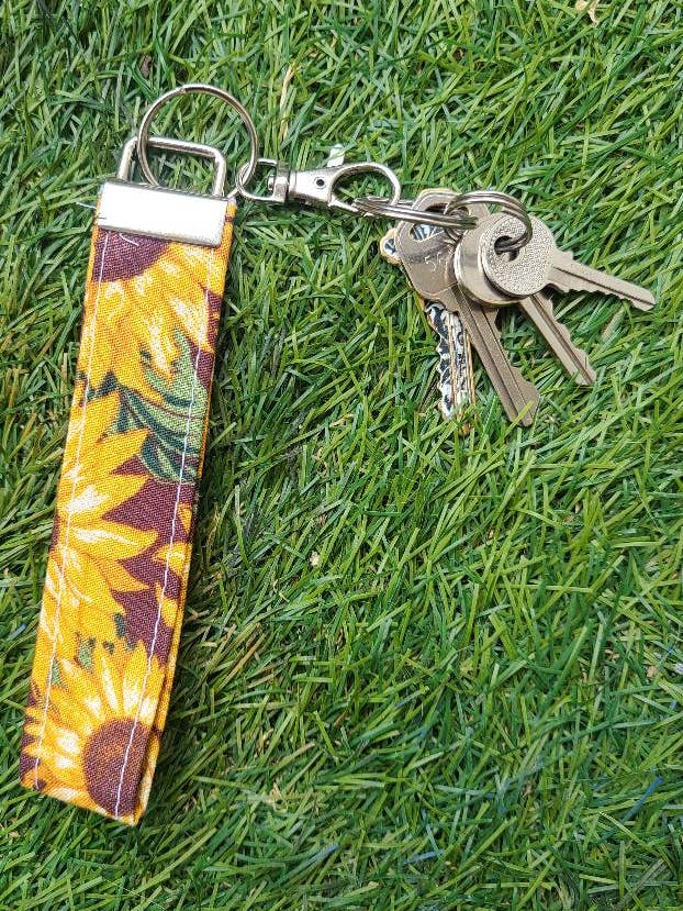 Muñequera Llavero Girasol para venta al por mayor de Harlow's Garden Gifts