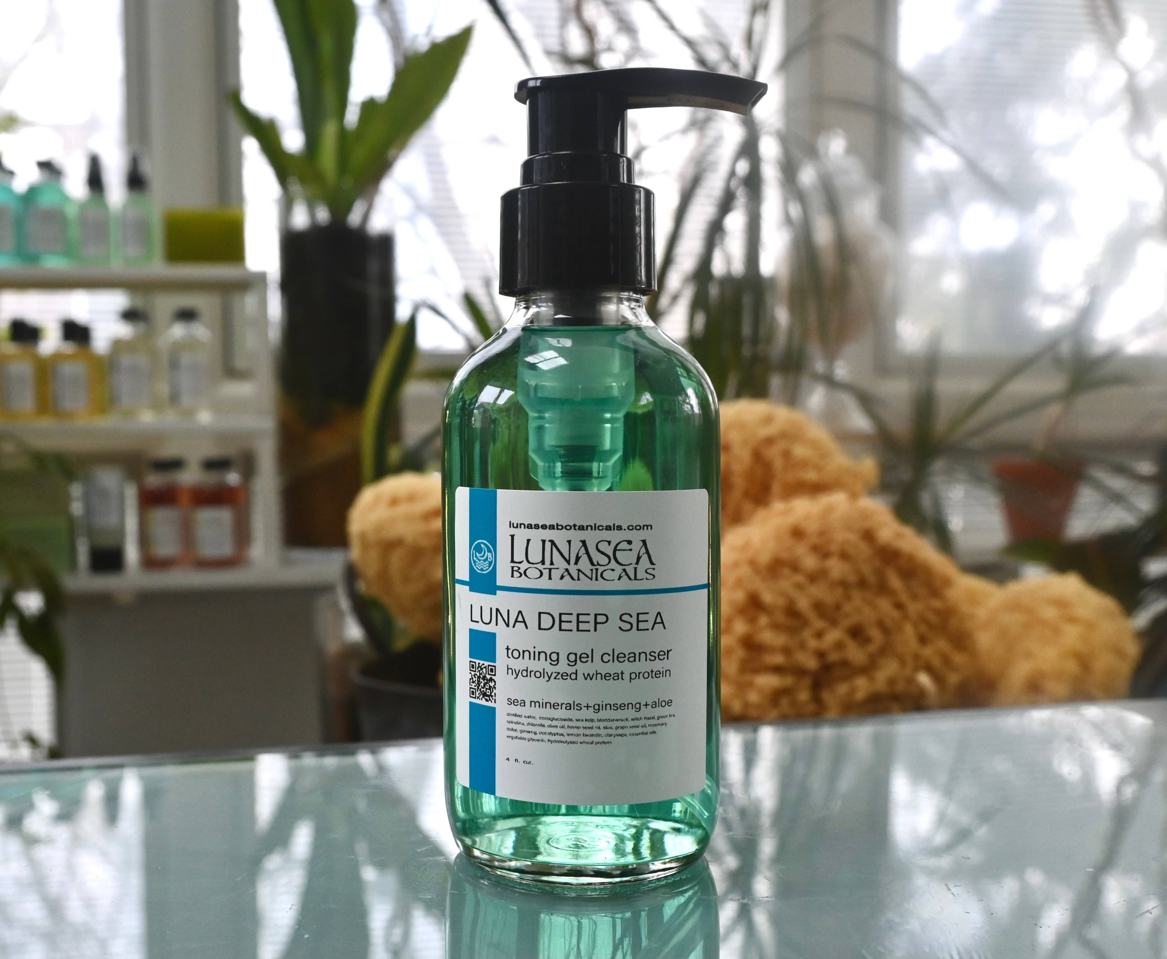 lunasea botanicals - Wholesale Facial Cleanser - Luna Deep Sea Face and Body Cleanser5