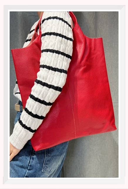 Z et Z - Wholesale Belt Bag - Women's - Grained leather or iridescent leather tote bag9